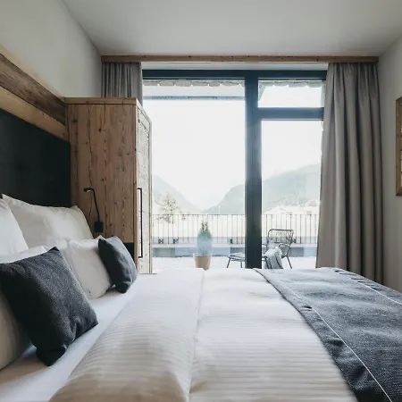 Vaya Paznaun 公寓 *